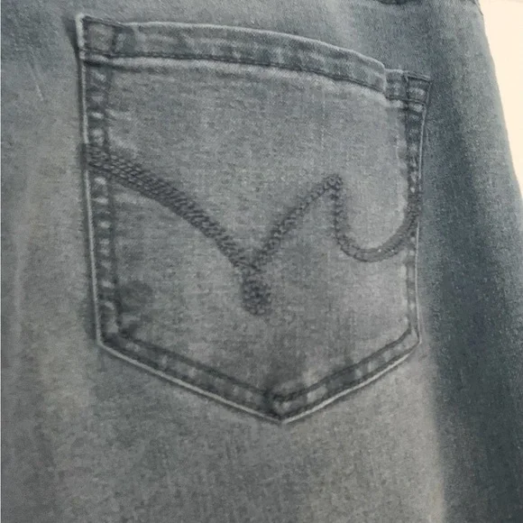 DG2 Diane Gilman Stretch Boot Cut Faded Jeans 10P - Picture 6 of 6